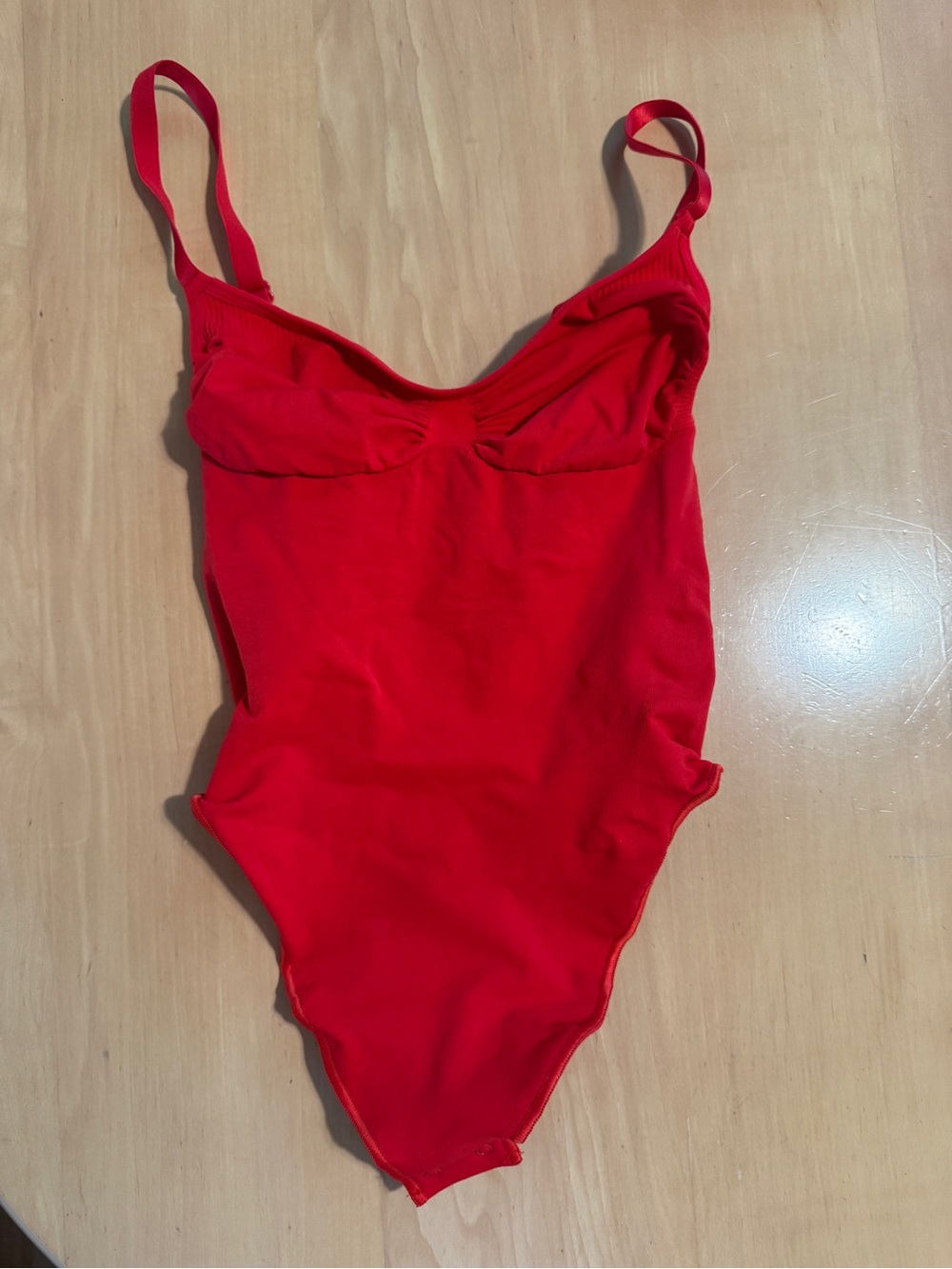 SKIMS Seamless Sculpt Thong Bodysuit- Red - Large